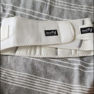 Maternity belly and back support